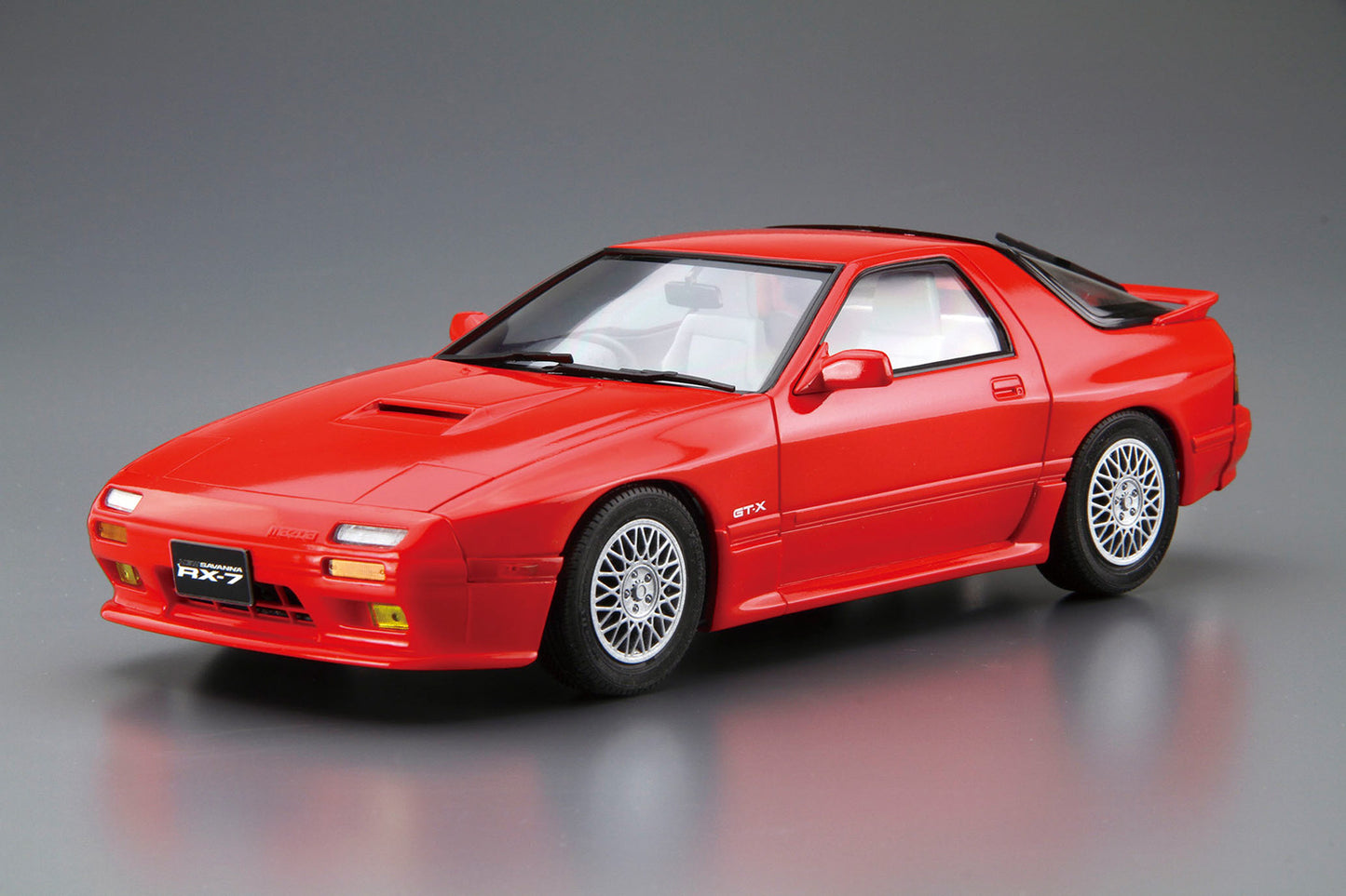 Aoshima 1/24 Mazda FC3S Savanna RX-7 '89