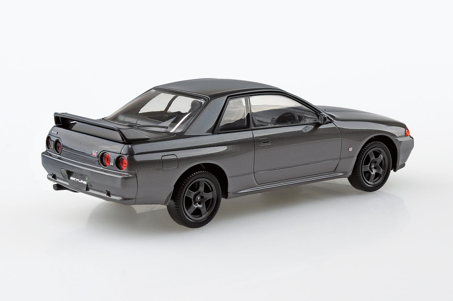 Aoshima 1/32 SNAP KIT #14-A Nissan R32 Skyline GT-R（Gun-Gray Metallic)