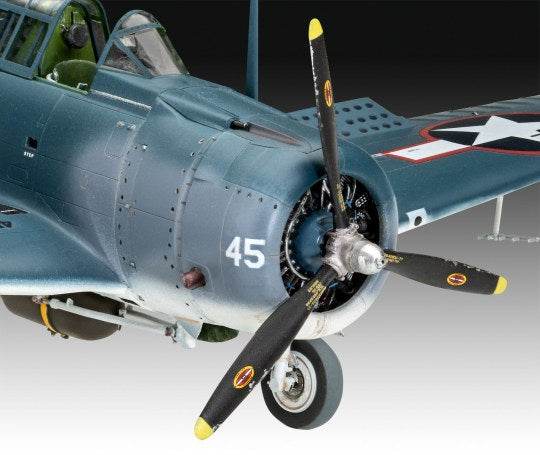 1:48 SBD-5 Dauntless Navyfighter