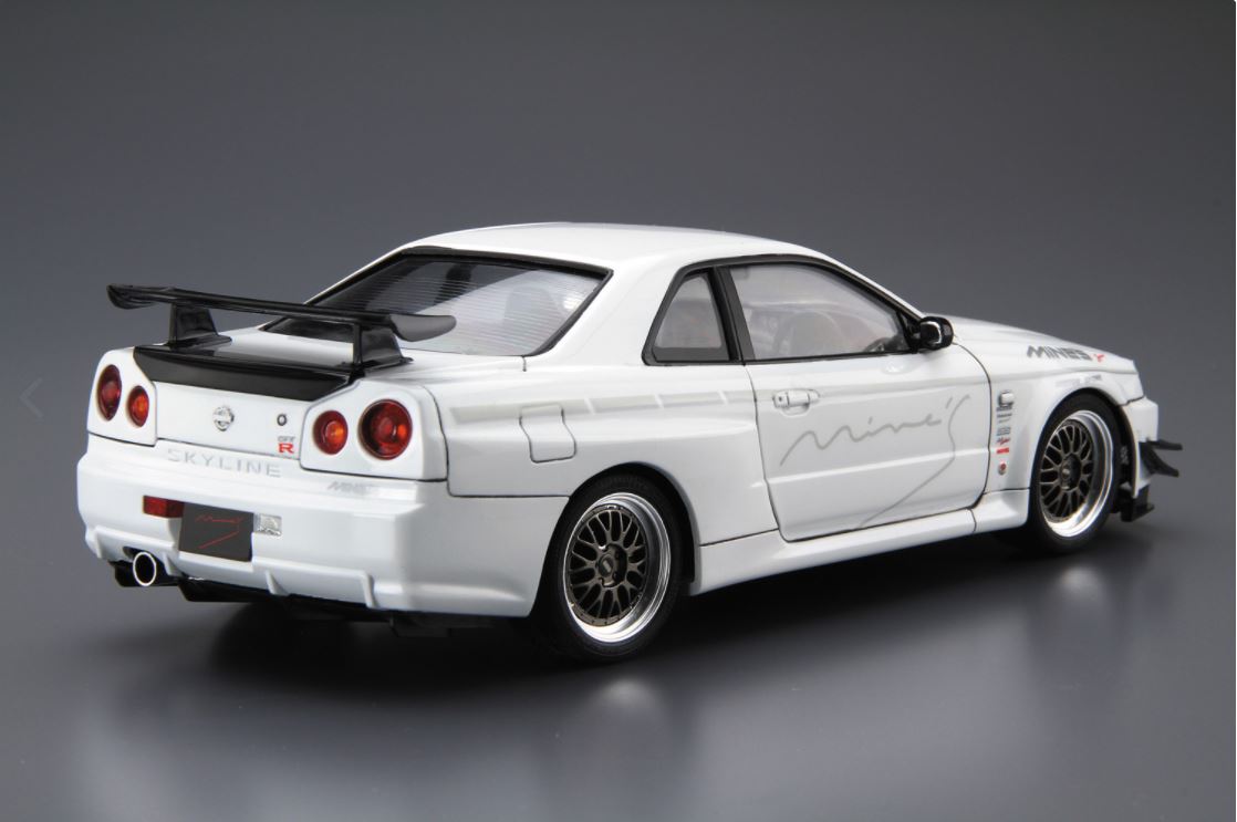 Aoshima 1/24 Nissan Mine's BNR34 Skyline GT-R '02