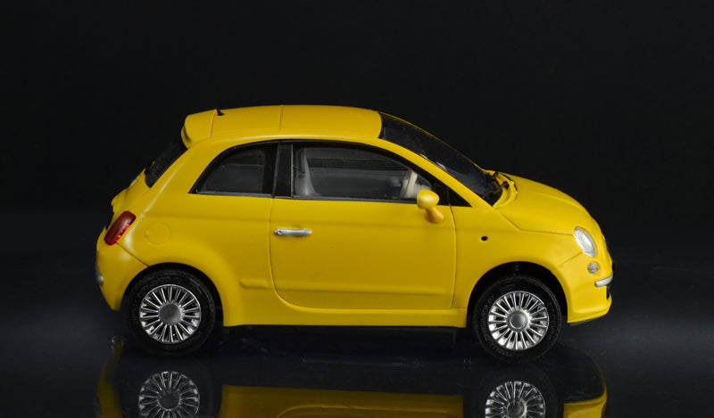 1:24 FIAT 500 (2007)