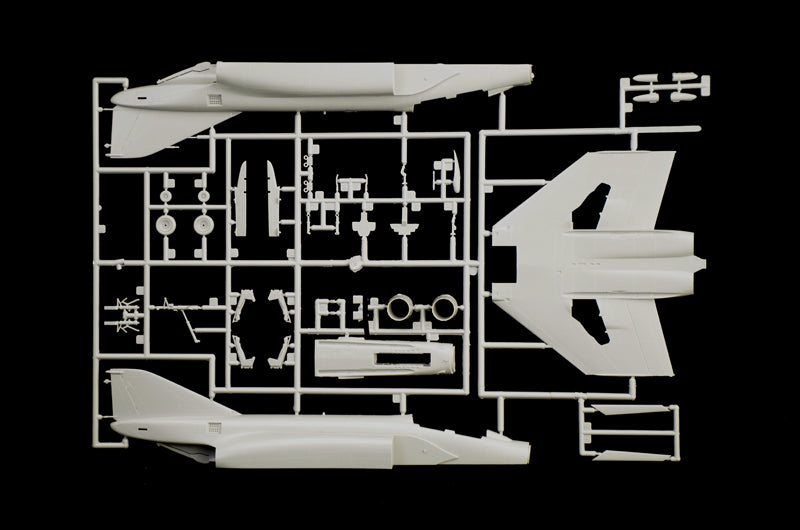 1:72 MCDONNELL DOUGLAS0 F-4E/F PHANTOM II