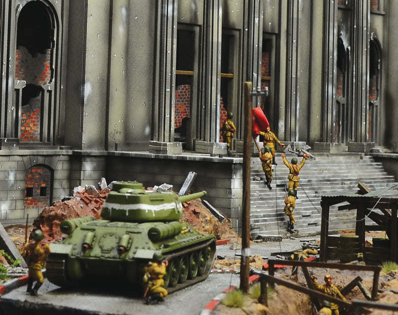 1:72 BBERLIN 1945: FALL OF THE REICHSTAG