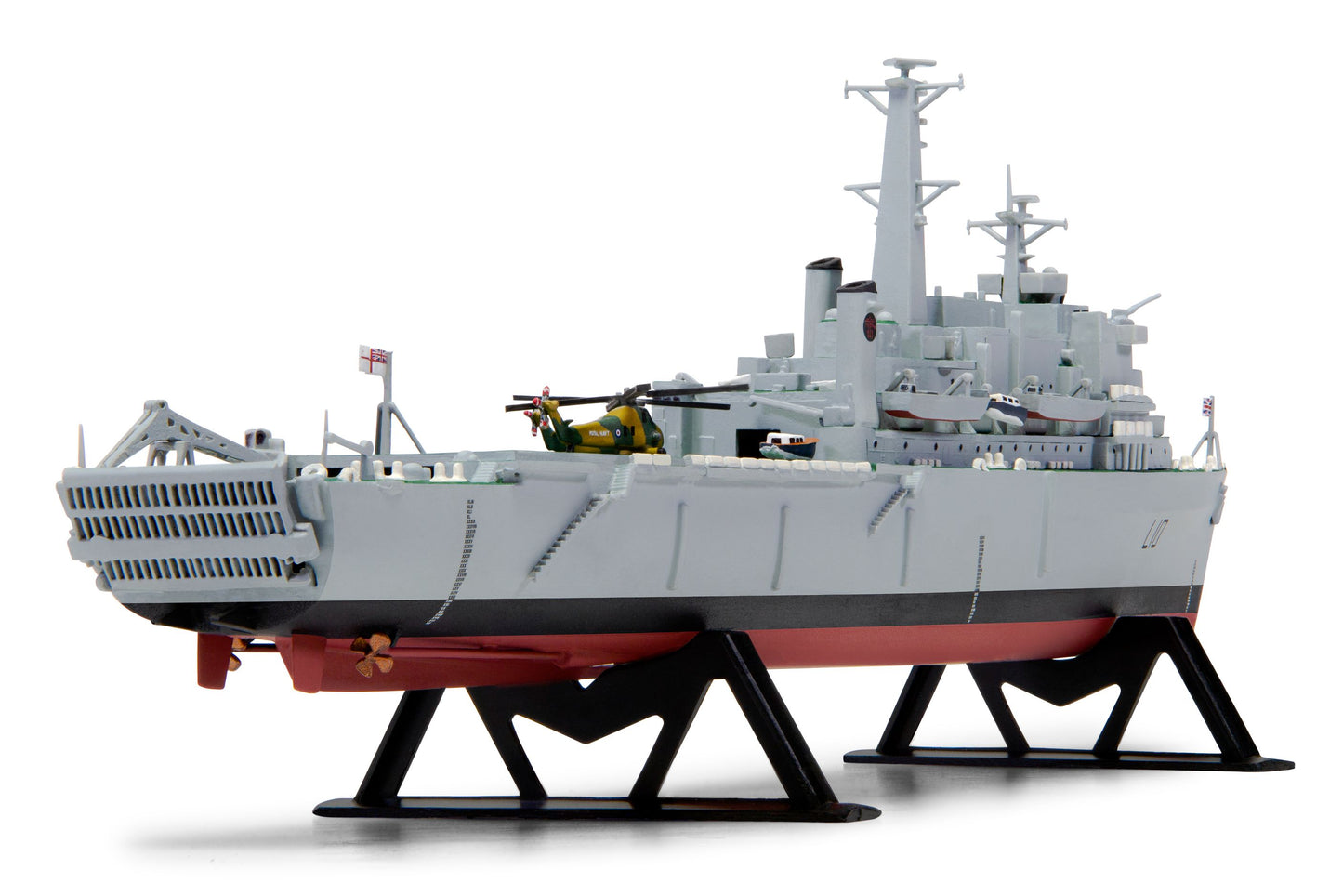 1:600 HMS Fearless