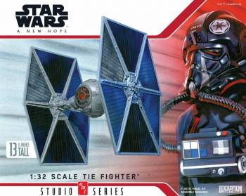 AMT1341   —  1/32 Star Wars: A New Hope Tie Fighter