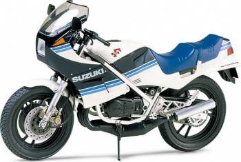 TAM14024   —  1/12 Suzuki RG250T