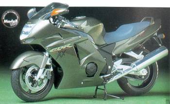 TAM14070   —  1/12 Honda CBR 1100XX Super Blackbird